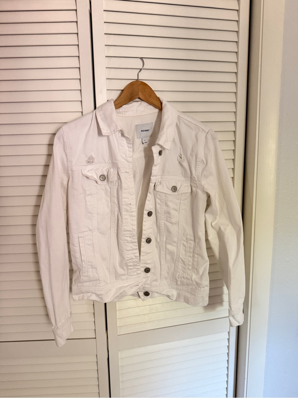 Old Navy White Women's Jean Jacket with Button Front